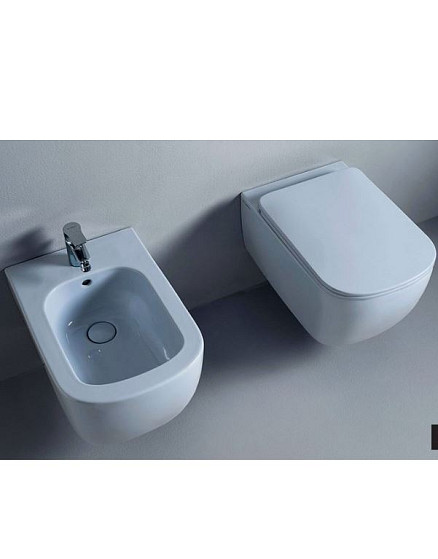 PLAY AZZURRO PER ANNUNCIO.JPG